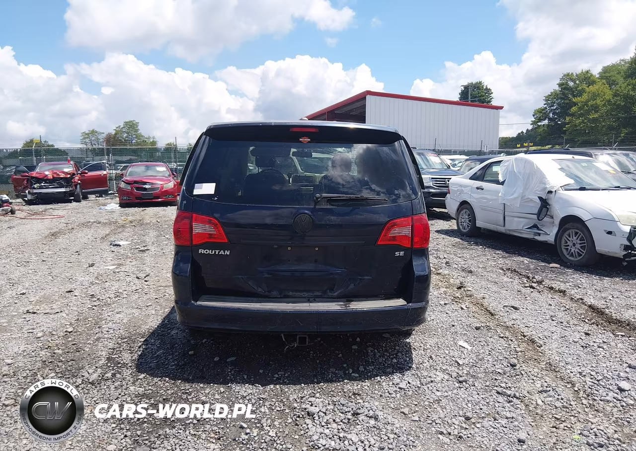 2010 Volkswagen Routan Se VIN:2V4RW3D14AR190456 - 17