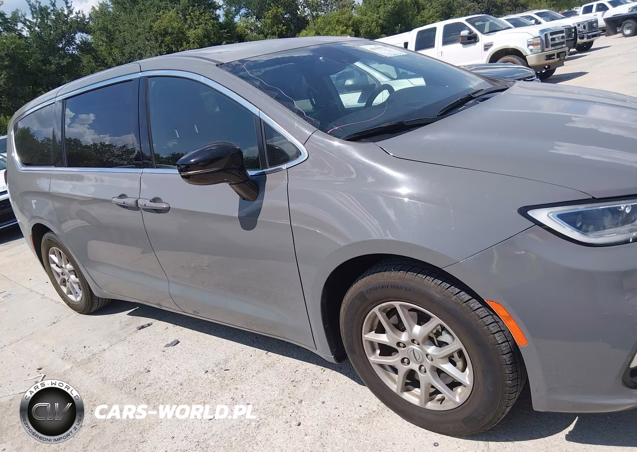 2025 Chrysler Pacifica Select VIN:2C4RC1BG9SR530698 - 13