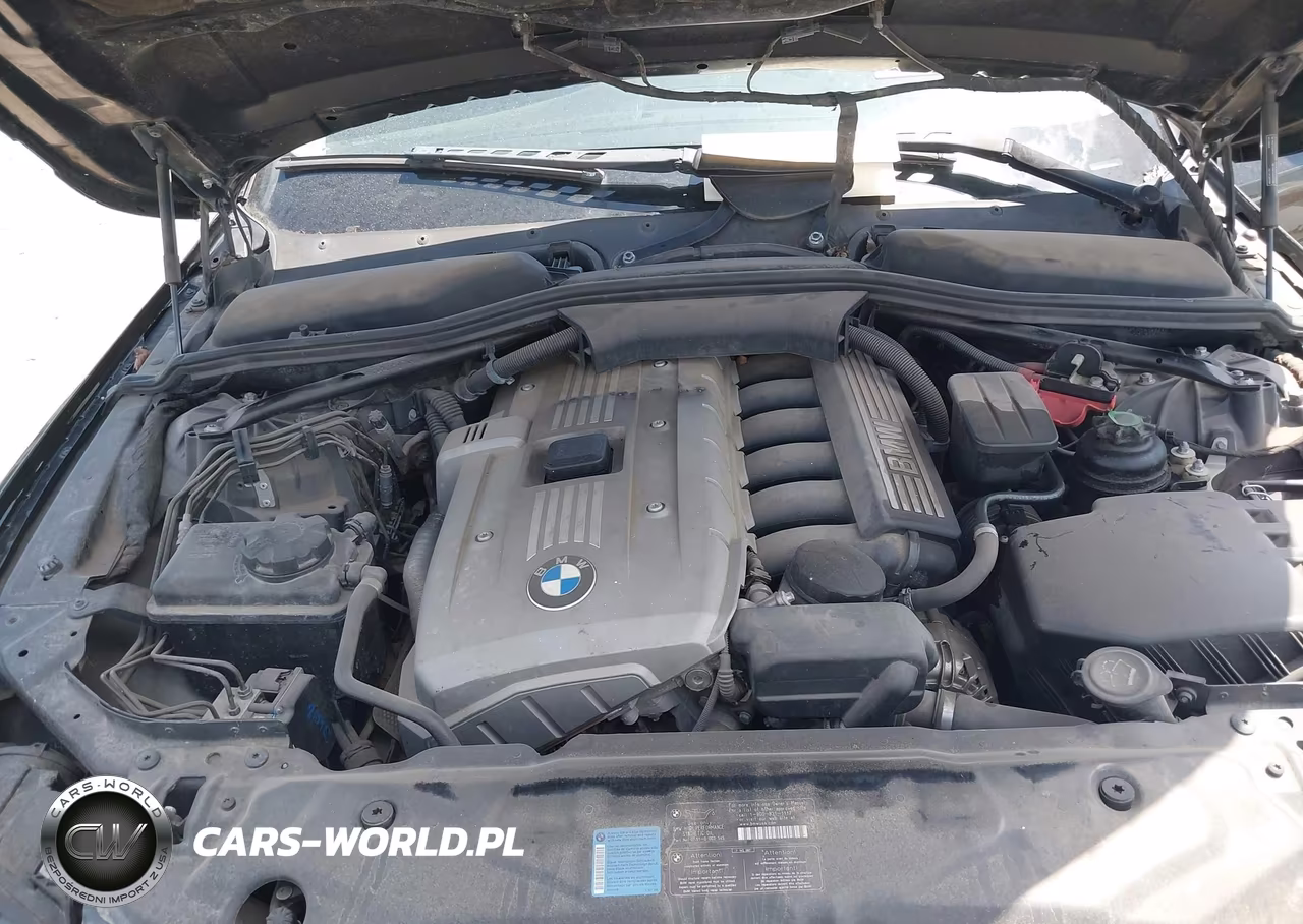 2007 BMW 525I VIN:WBANE53577CW65916 - 10