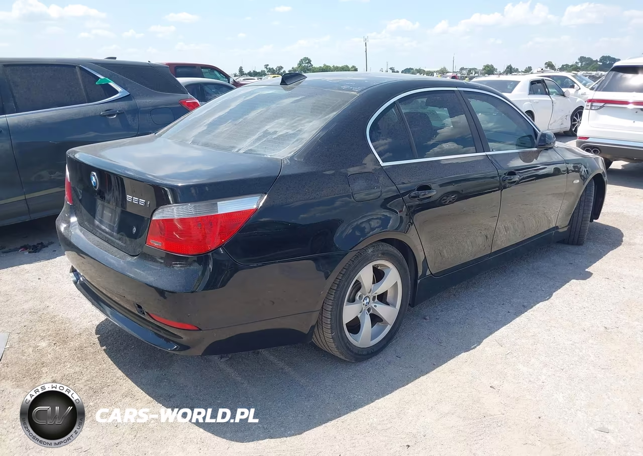 2007 BMW 525I VIN:WBANE53577CW65916 - 4