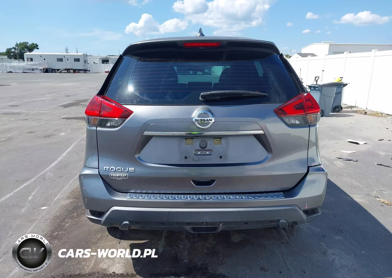 2018 Nissan Rogue S VIN:KNMAT2MT8JP529197 - 17