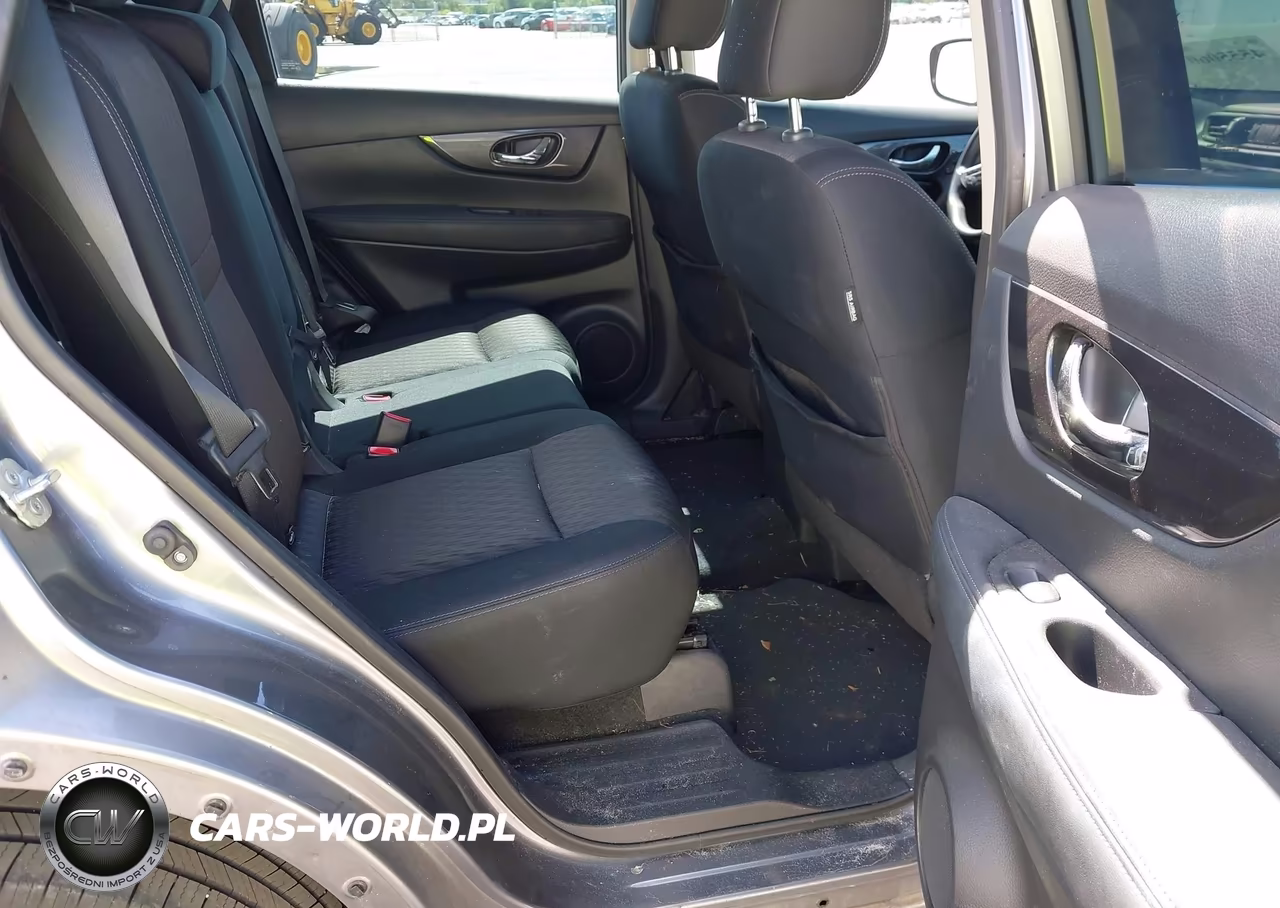 2018 Nissan Rogue S VIN:KNMAT2MT8JP529197 - 8