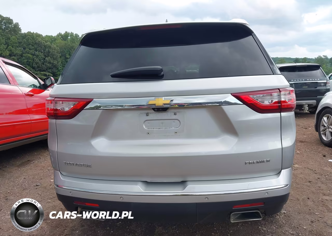 2021 Chevrolet Traverse Fwd Premier VIN:1GNERKKW7MJ100676 - 17