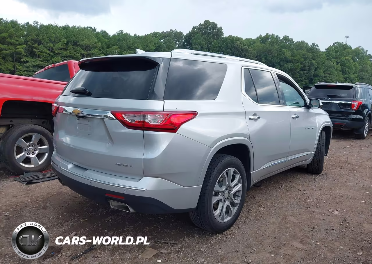 2021 Chevrolet Traverse Fwd Premier VIN:1GNERKKW7MJ100676 - 4