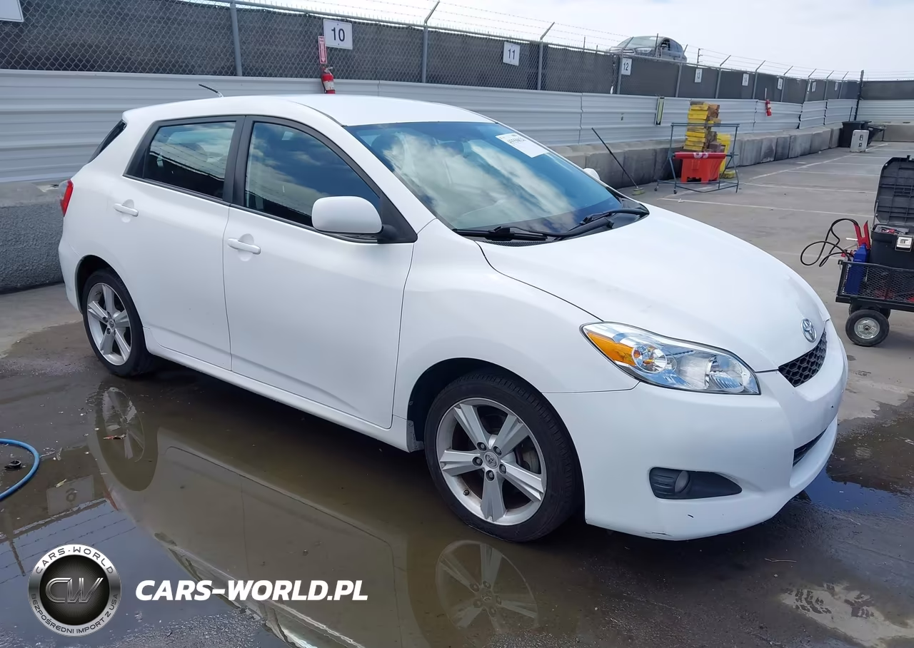 2010 Toyota Matrix S – zdjęcie 1 z 11