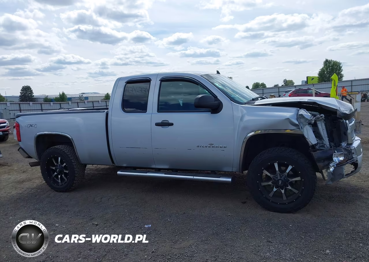 2013 Chevrolet Silverado 1500 Ls VIN:1GCRKREAXDZ142686 - 14