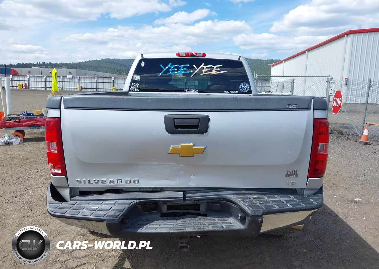 2013 Chevrolet Silverado 1500 Ls VIN:1GCRKREAXDZ142686 - 17