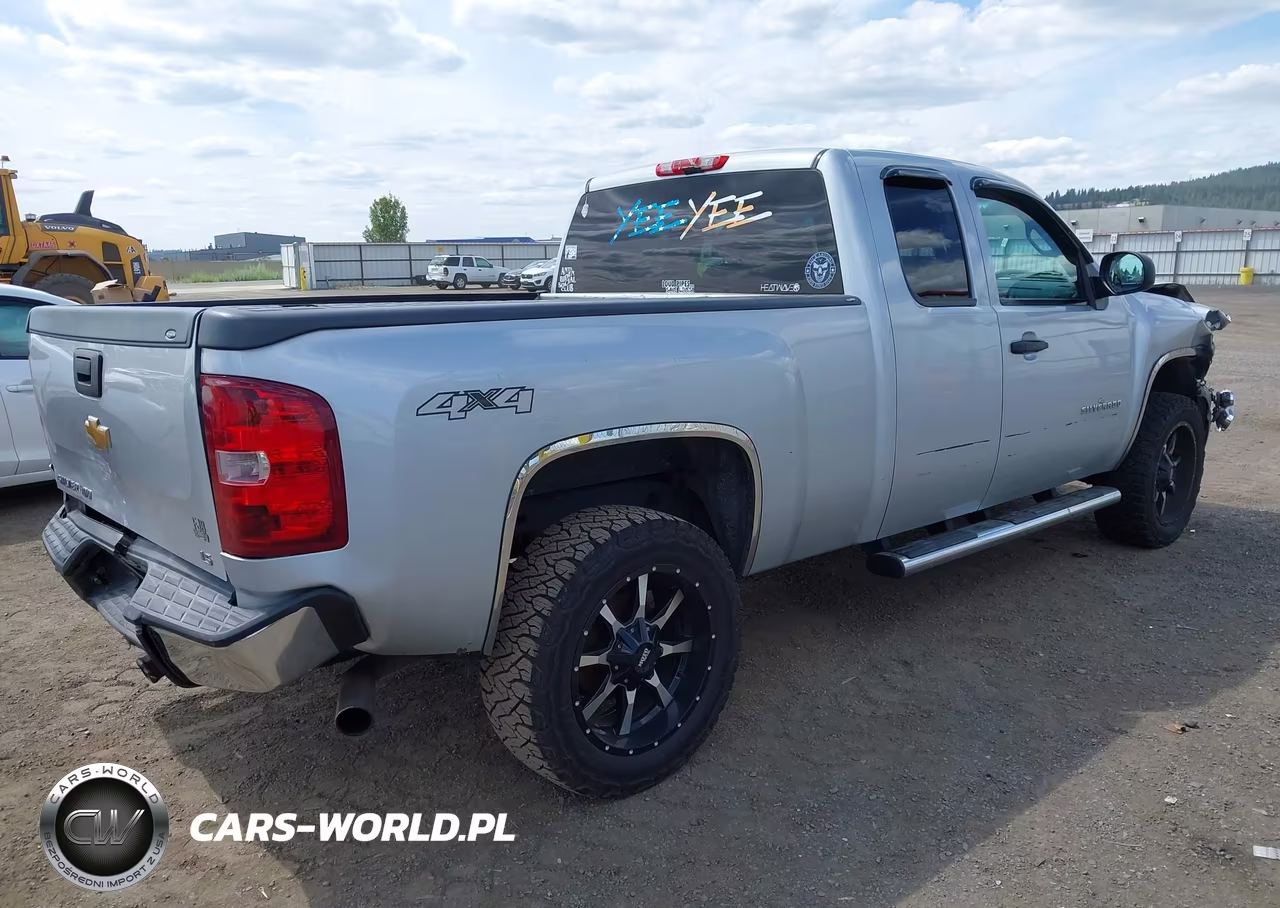 2013 Chevrolet Silverado 1500 Ls VIN:1GCRKREAXDZ142686 - 4