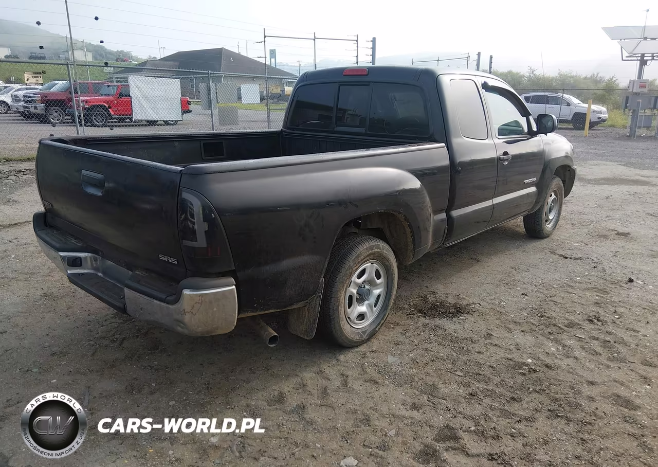 2011 Toyota Tacoma VIN:5TFTX4CN1BX001756 - 4