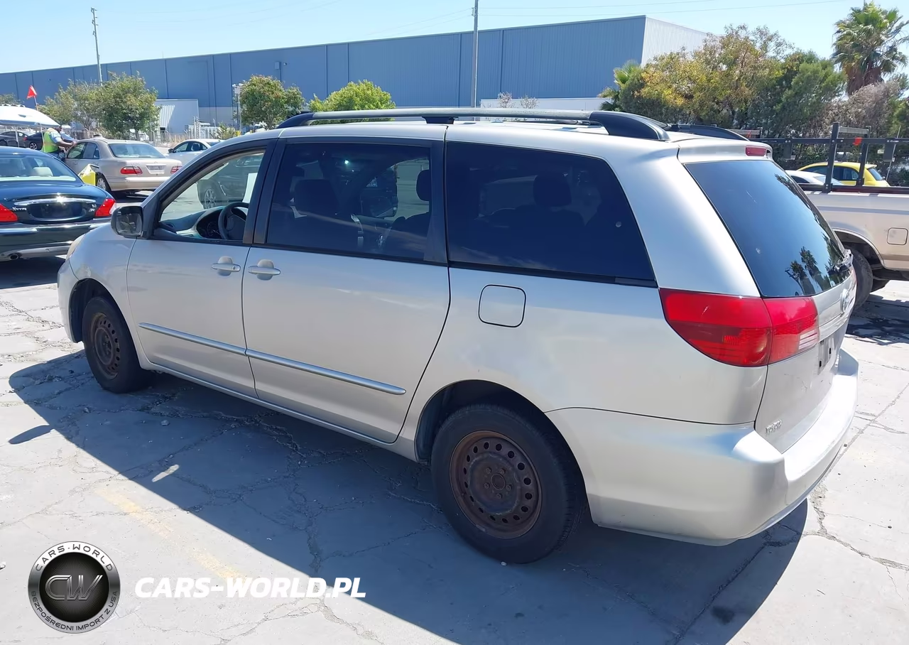 2005 Toyota Sienna Le VIN:5TDZA23C25S285052 - 3