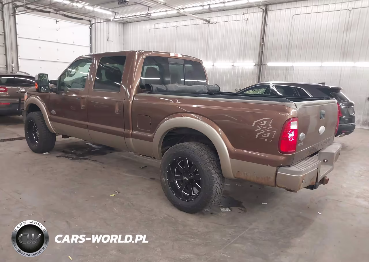 2011 Ford Super Duty F-250 Srw King Ranch-Lariat-Xl-Xlt VIN:1FT7W2BT6BEC20605 - 3