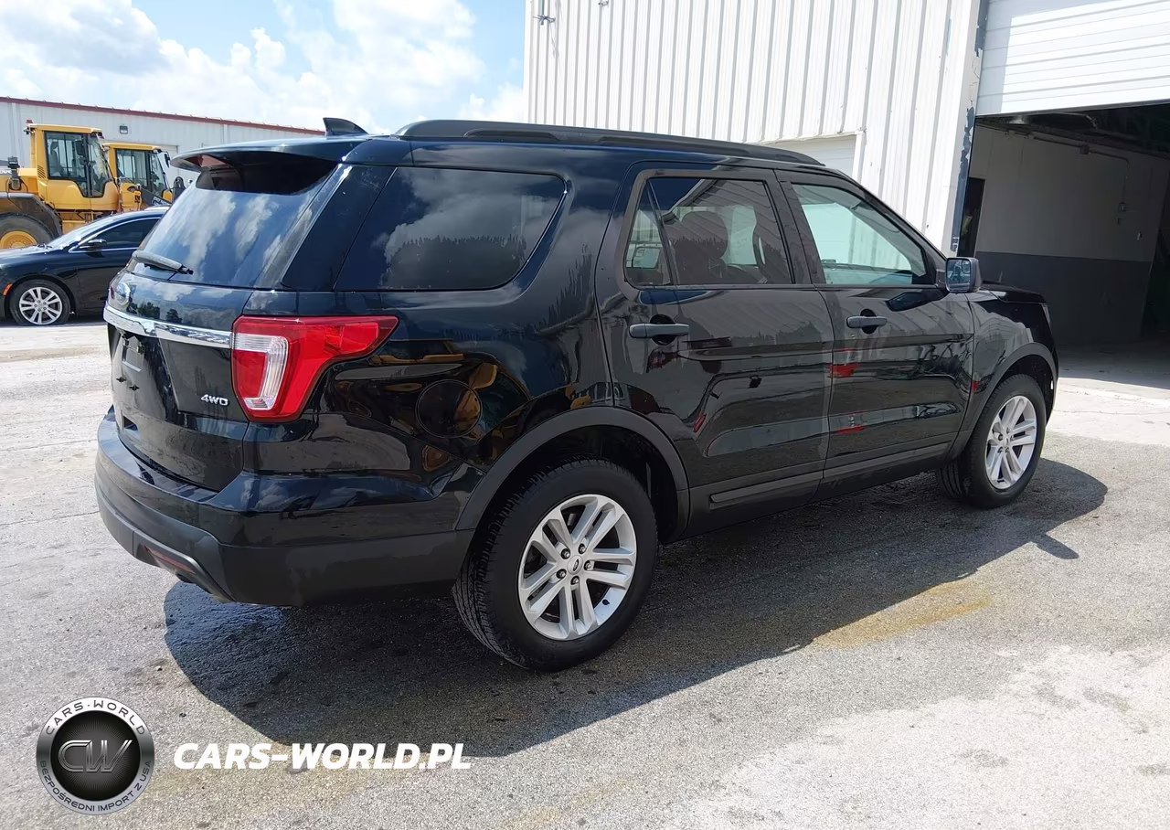 2017 Ford Explorer VIN:1FM5K8B88HGE01943 - 4