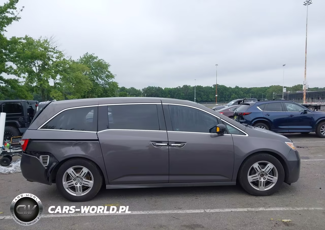 2012 Honda Odyssey Touring-Touring Elite VIN:5FNRL5H93CB124722 - 13