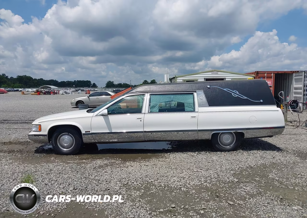 1995 Cadillac Commercial Chassis VIN:1GEFH90P8SR708278 - 14