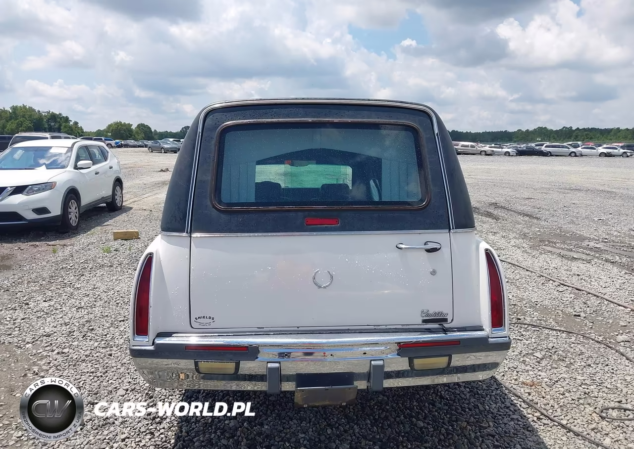 1995 Cadillac Commercial Chassis VIN:1GEFH90P8SR708278 - 16