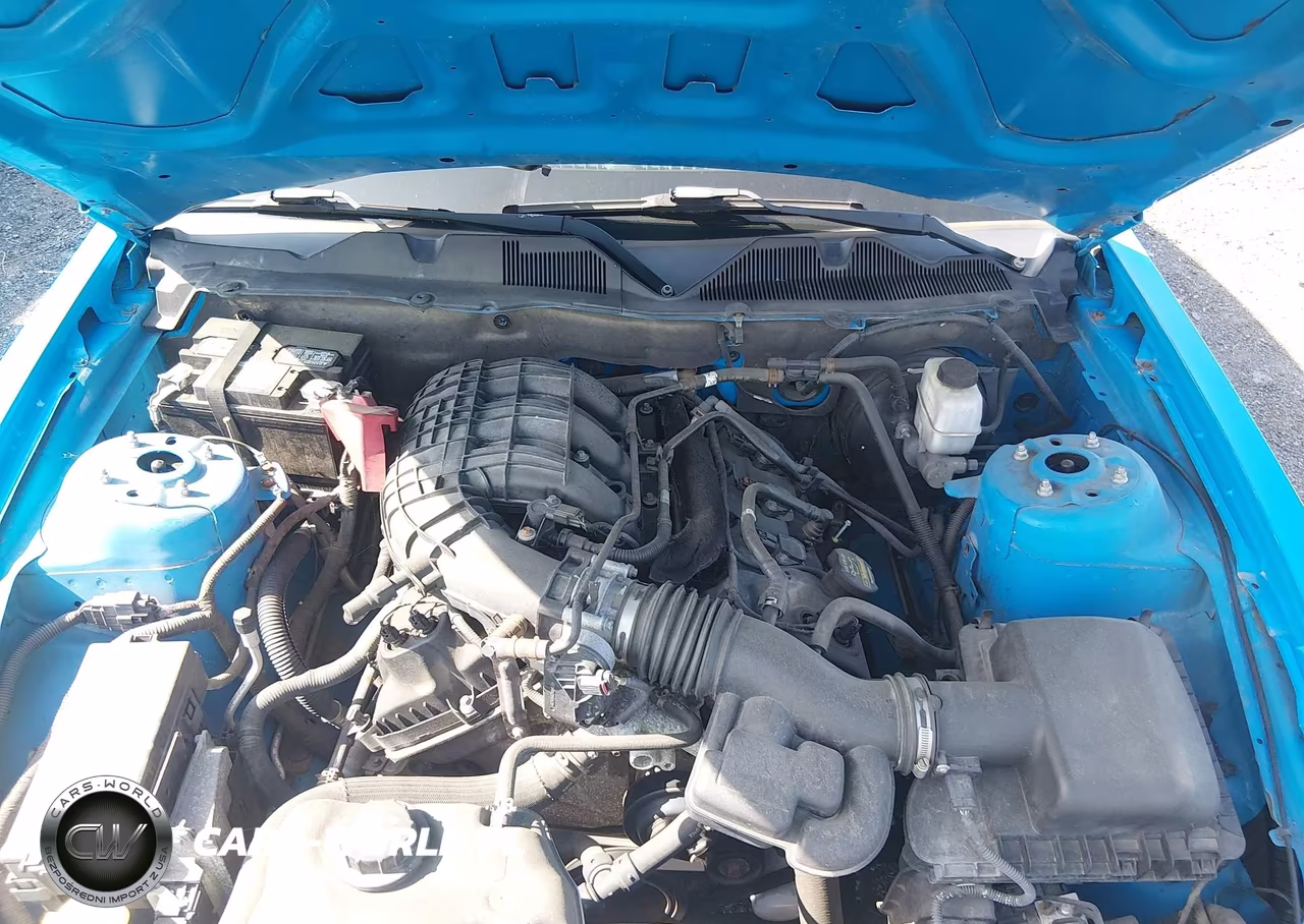 2011 Ford Mustang V6-V6 Premium VIN:1ZVBP8AM1B5120753 - 10