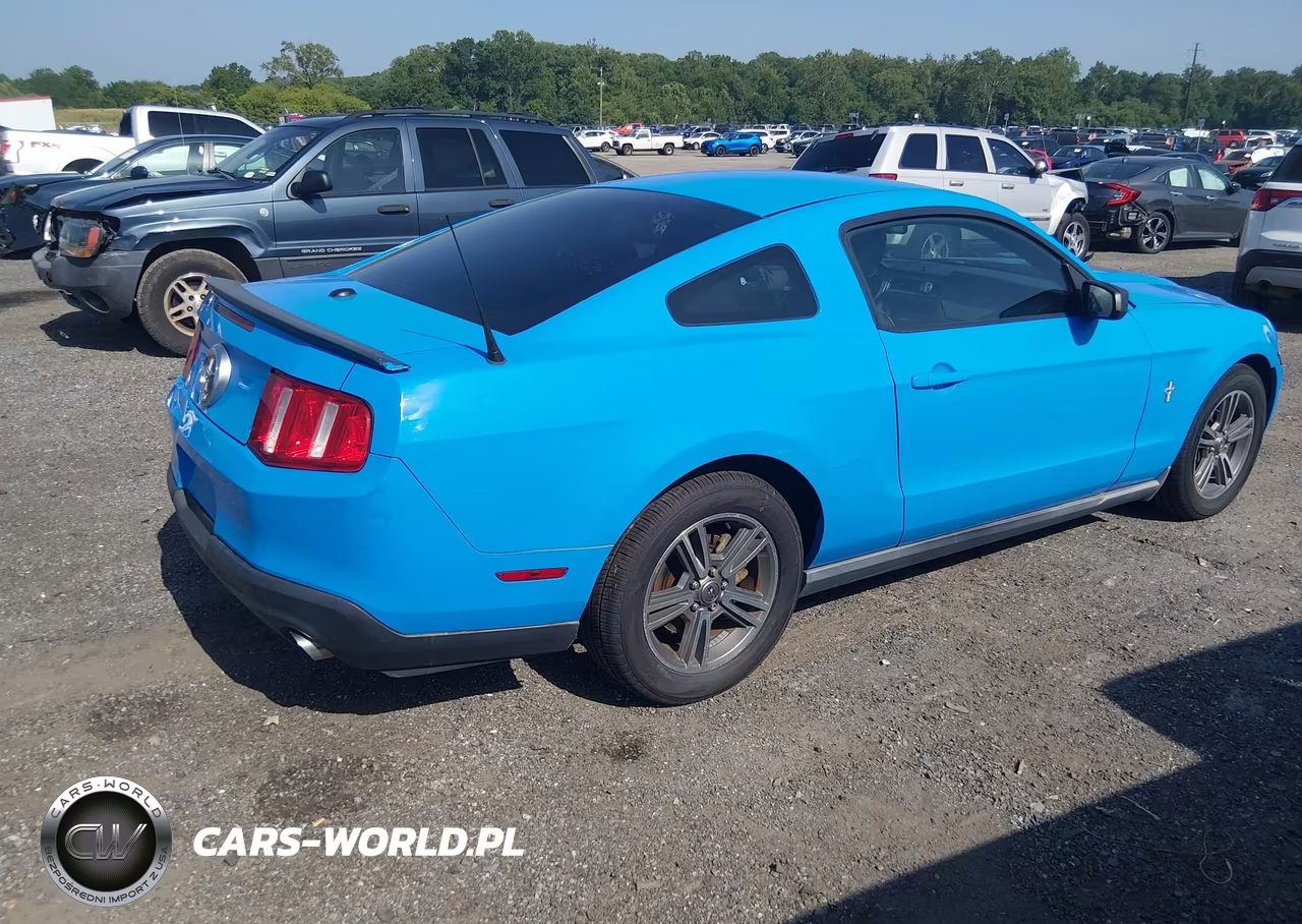 2011 Ford Mustang V6-V6 Premium VIN:1ZVBP8AM1B5120753 - 4
