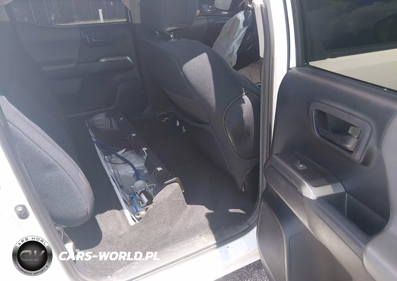 2019 Toyota Tacoma Sr5 V6 VIN:3TMAZ5CNXKM109984 - 8