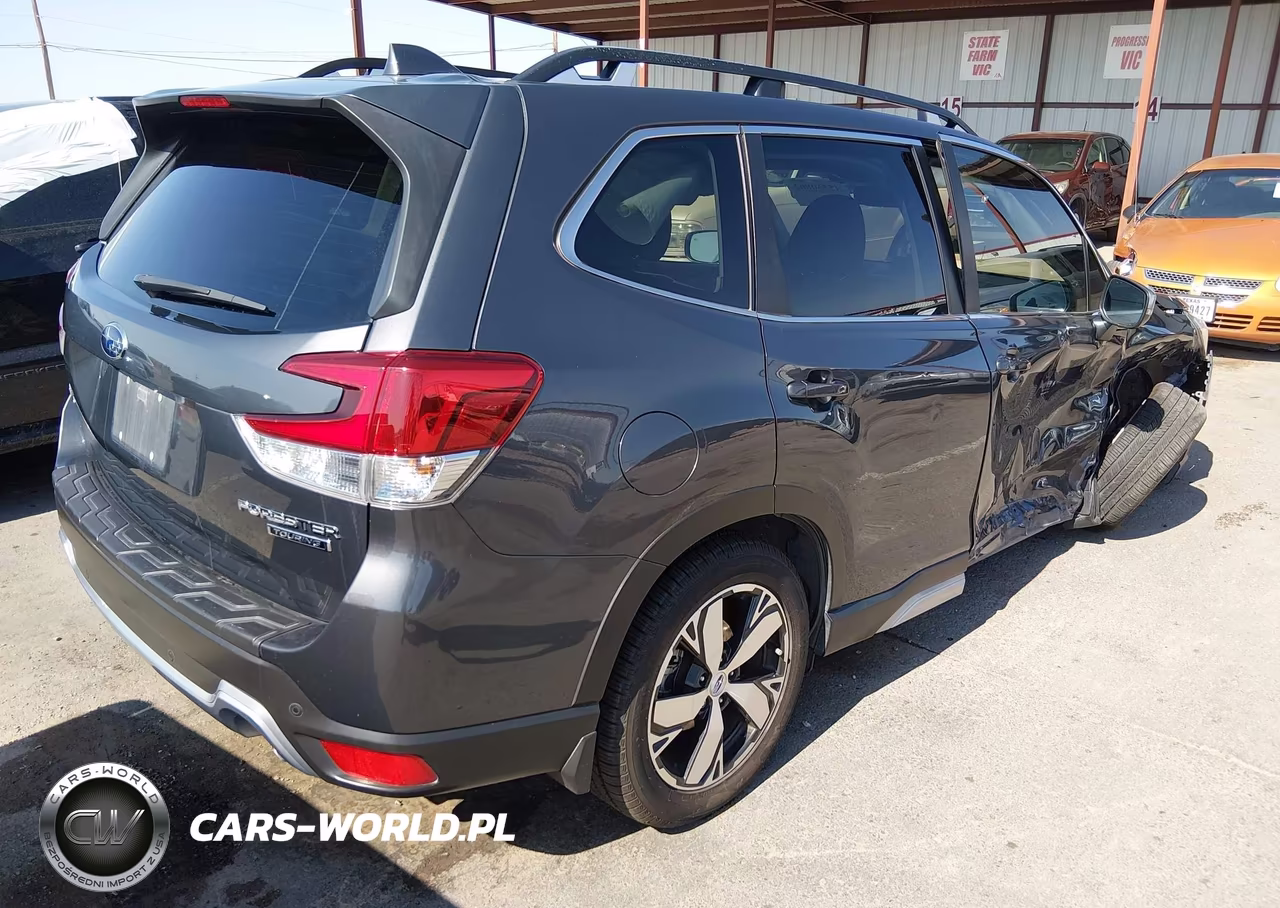 2021 Subaru Forester Touring VIN:JF2SKAXC1MH431755 - 4