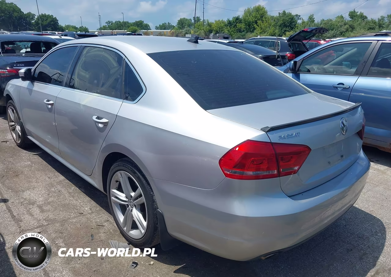 2014 Volkswagen Passat 2.0L Tdi Se VIN:1VWBN7A35EC067434 - 3