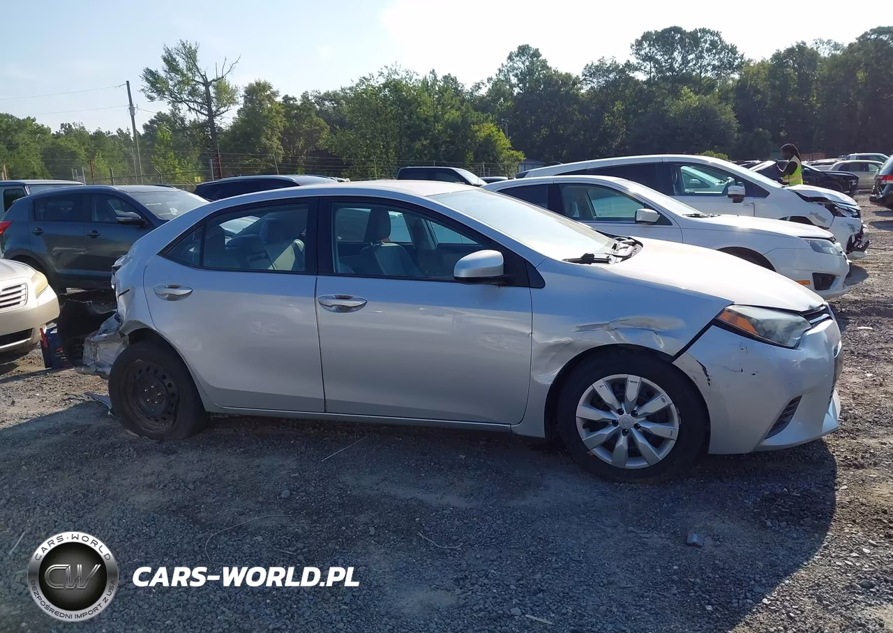 2015 Toyota Corolla Le VIN:2T1BURHE9FC419125 - 13