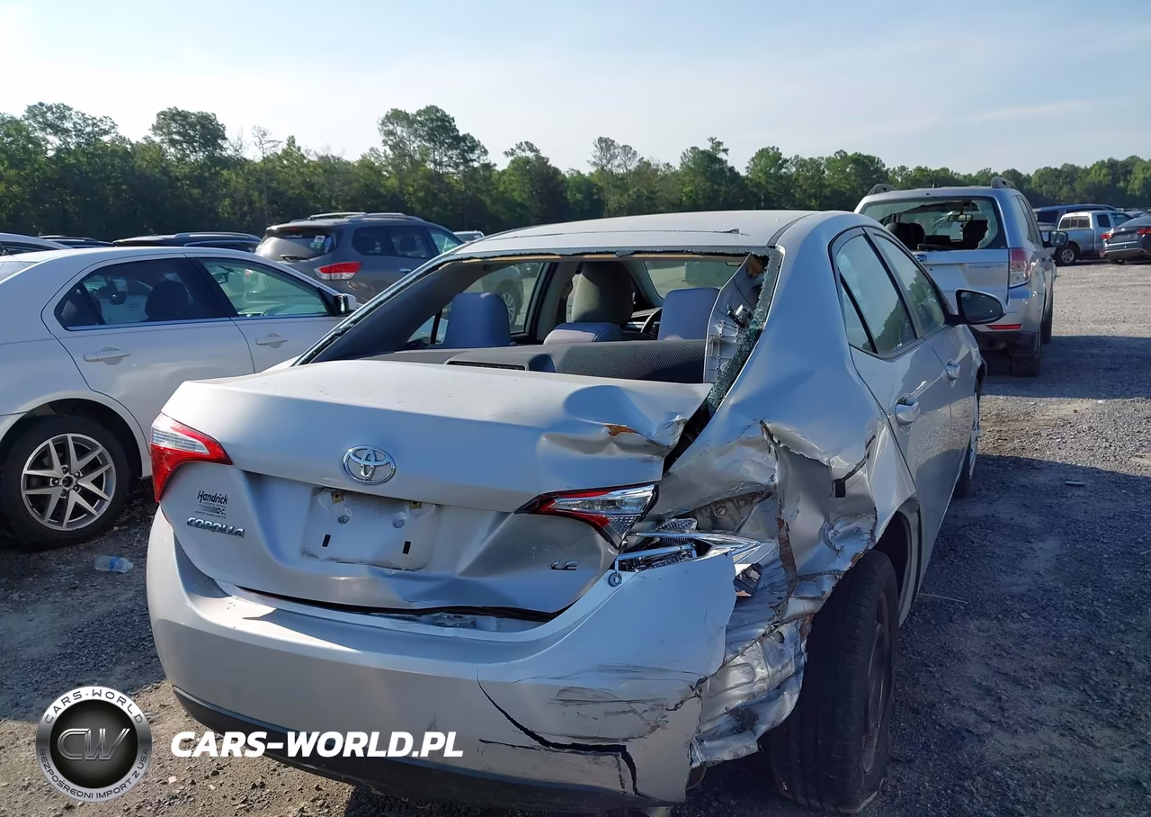 2015 Toyota Corolla Le VIN:2T1BURHE9FC419125 - 6