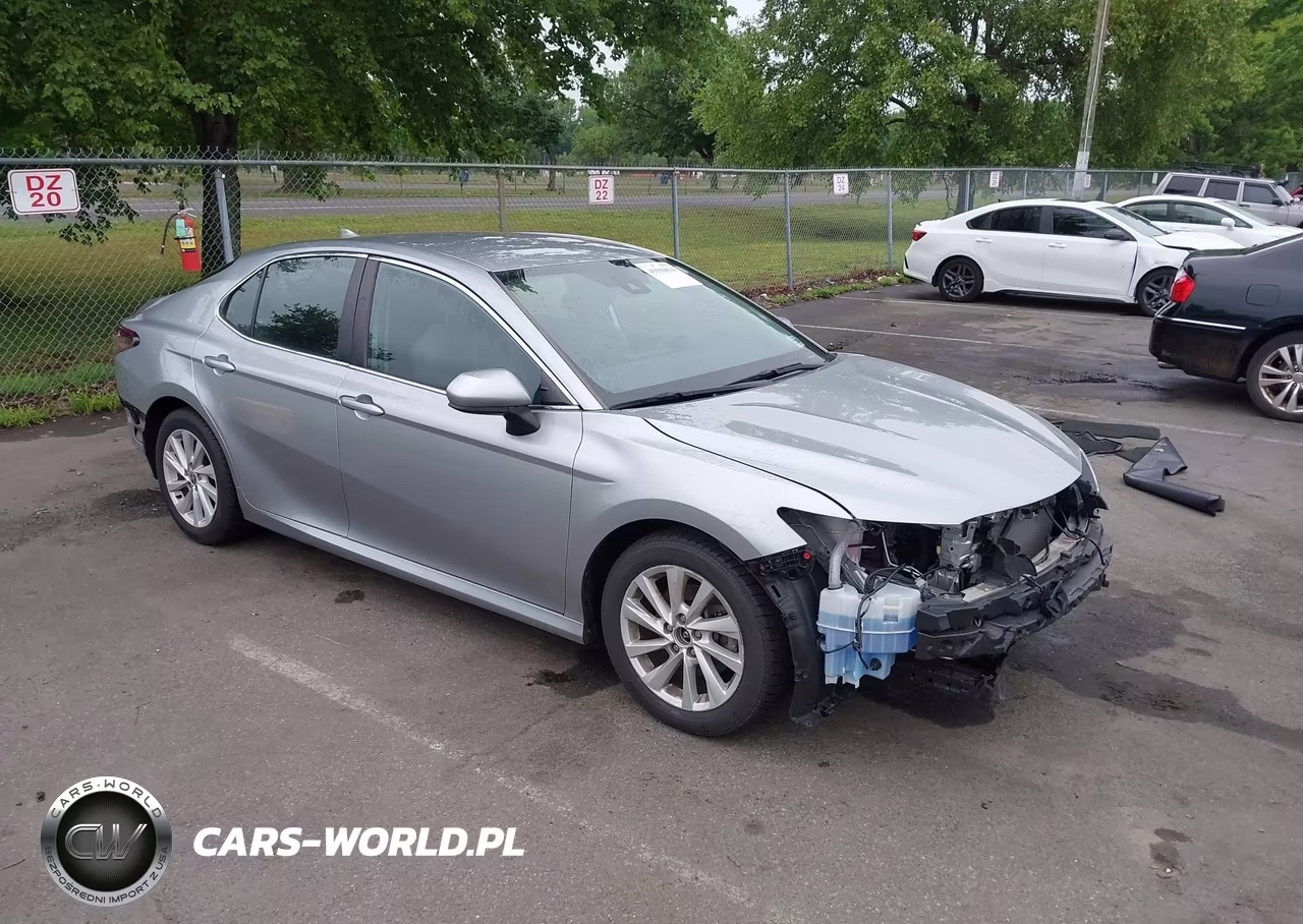2022 Toyota Camry Le VIN:4T1C11AK2NU638195 - 1