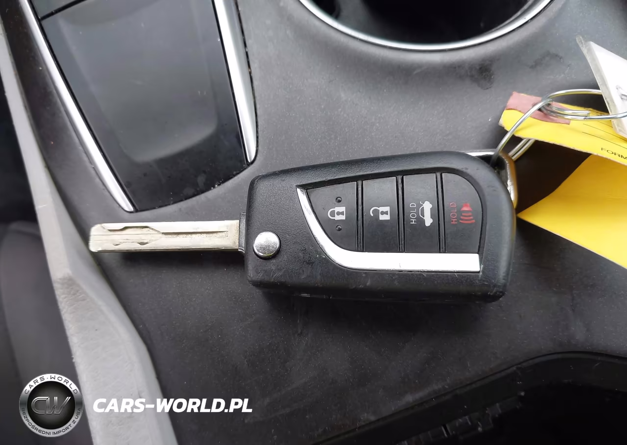 2022 Toyota Camry Le VIN:4T1C11AK2NU638195 - 11
