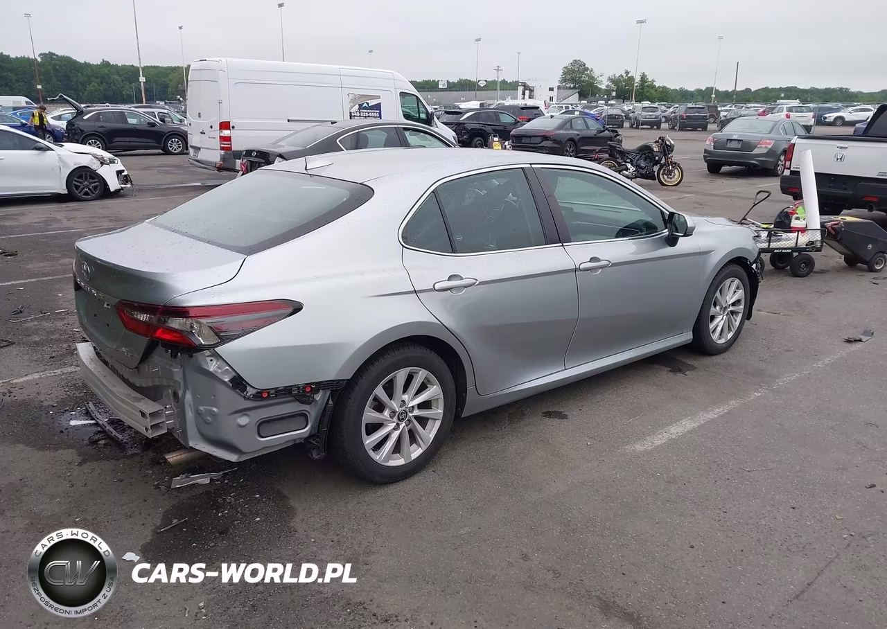 2022 Toyota Camry Le VIN:4T1C11AK2NU638195 - 4
