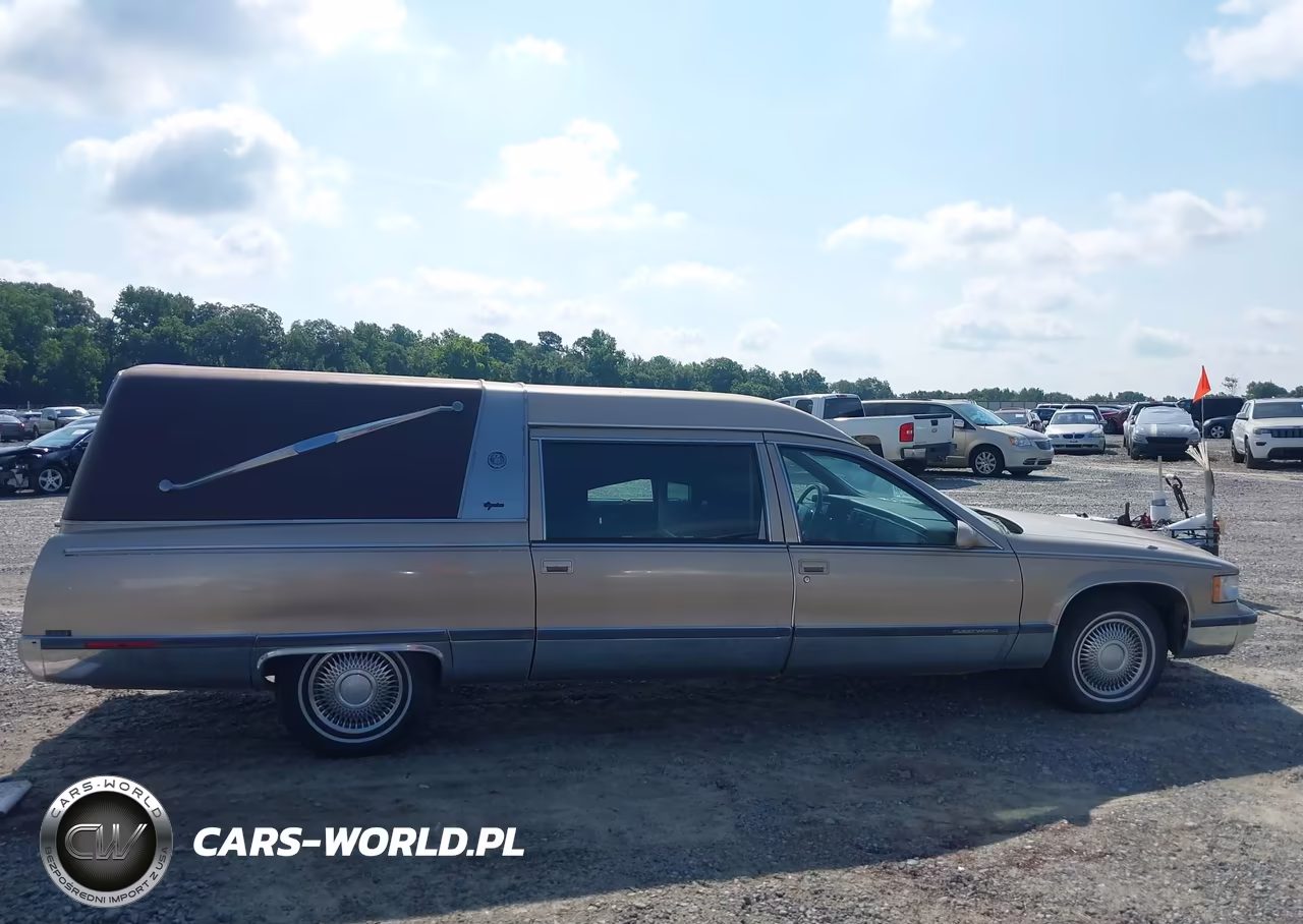 1996 Cadillac Commercial Chassis VIN:1GEFH90P9TR706072 - 13