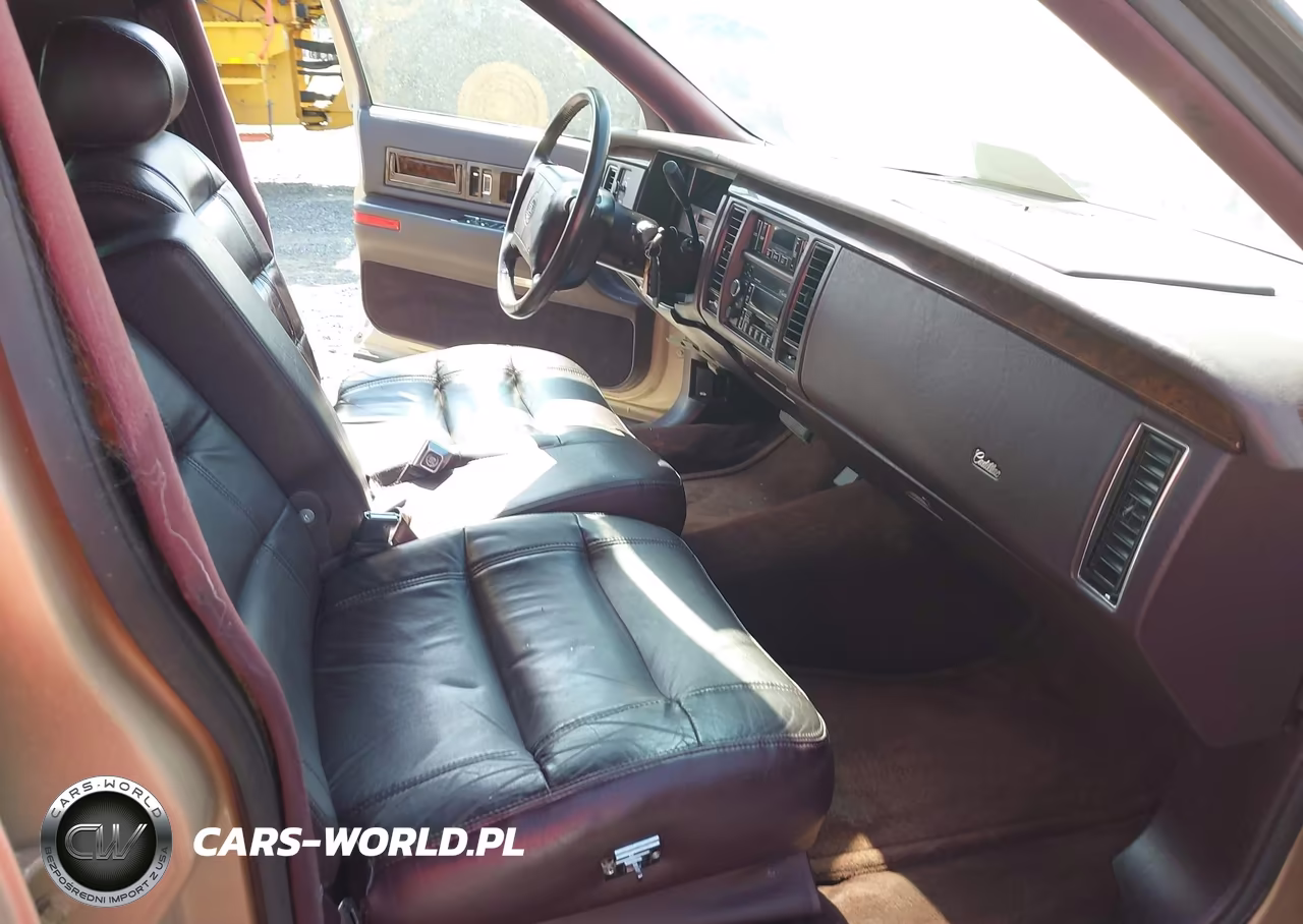 1996 Cadillac Commercial Chassis VIN:1GEFH90P9TR706072 - 5