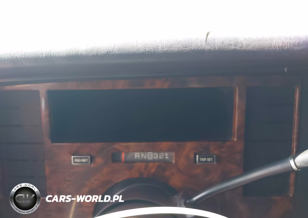 1996 Cadillac Commercial Chassis VIN:1GEFH90P9TR706072 - 7