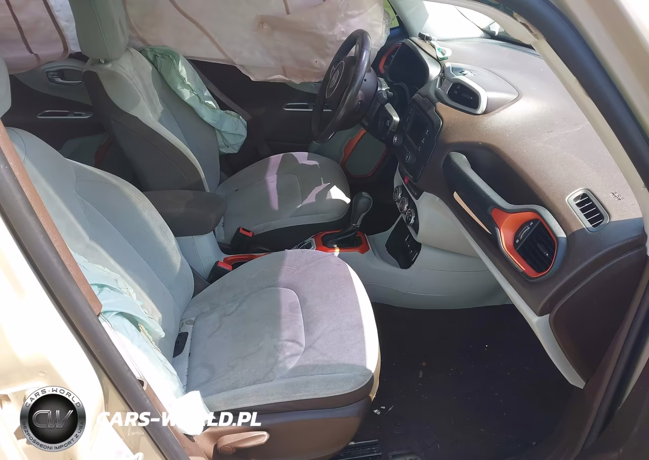2015 Jeep Renegade Latitude VIN:ZACCJABT0FPB71923 - 5