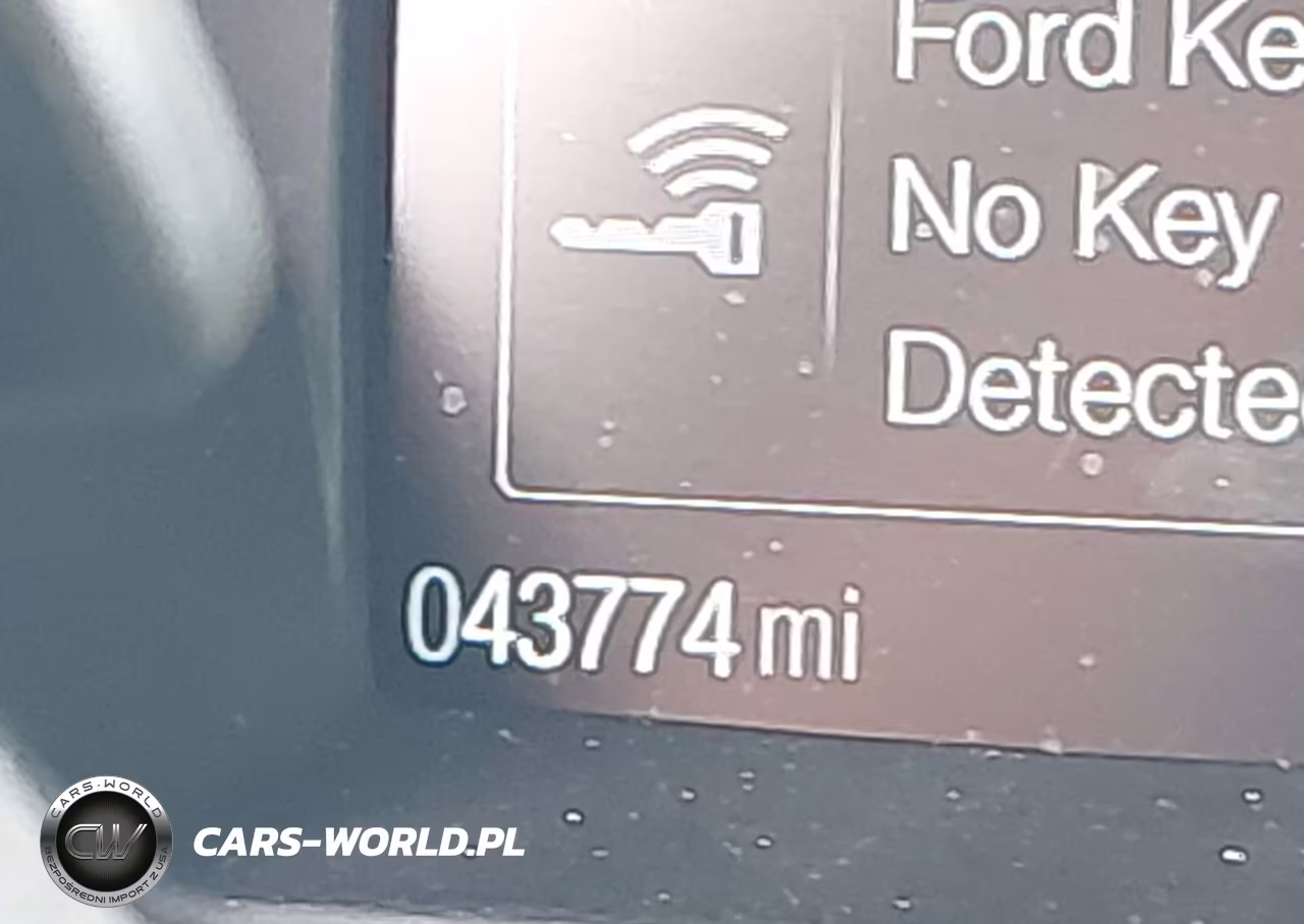 2017 Ford Escape Titanium VIN:1FMCU9JD3HUE02554 - 15