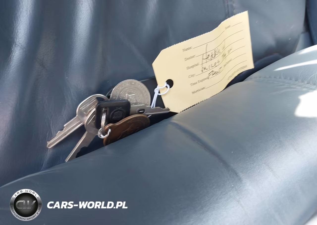 1996 Cadillac Fleetwood Brougham VIN:1G6DW52P6TR702513 - 11