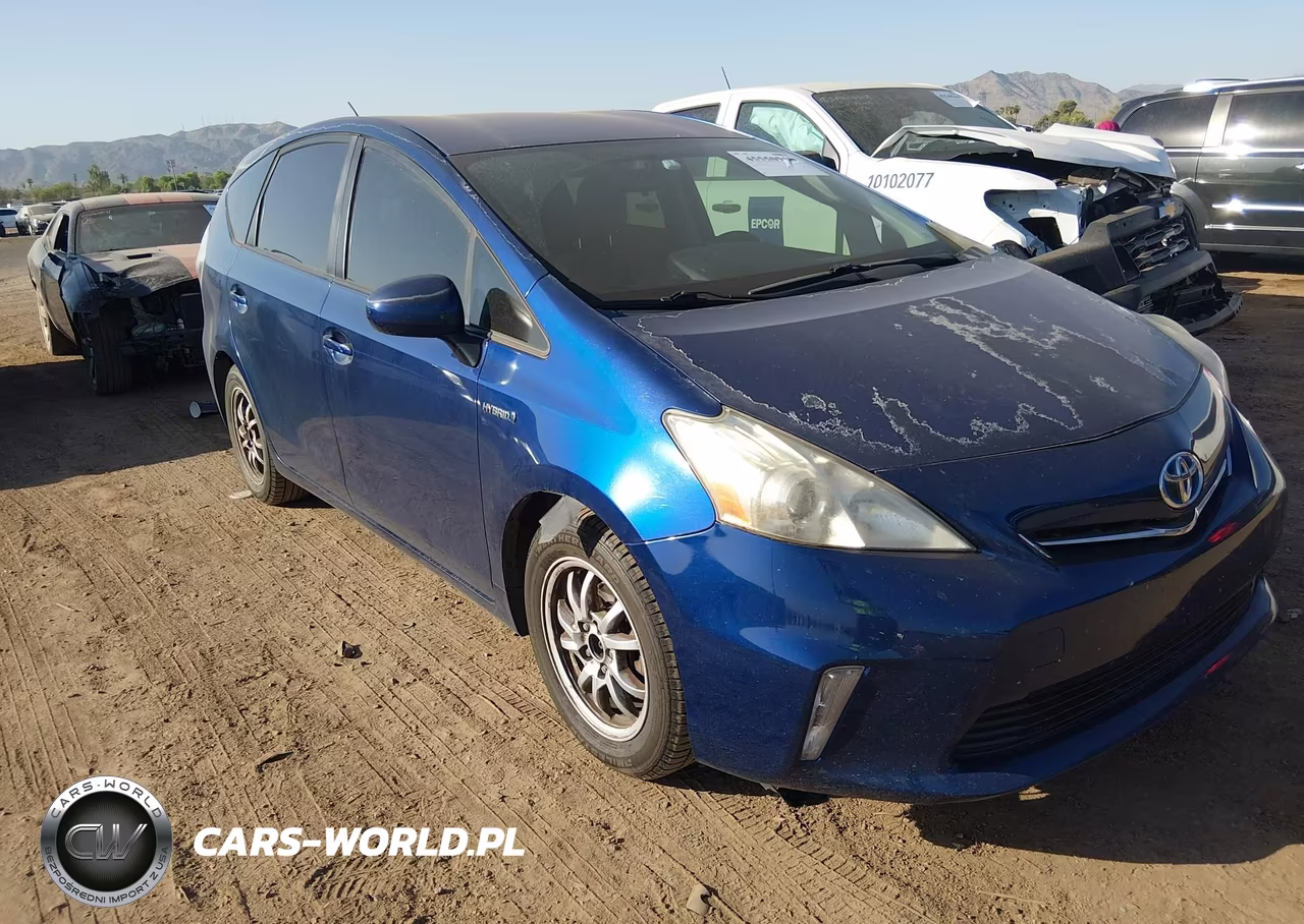 2013 Toyota Prius V Three – zdjęcie 1 z 16