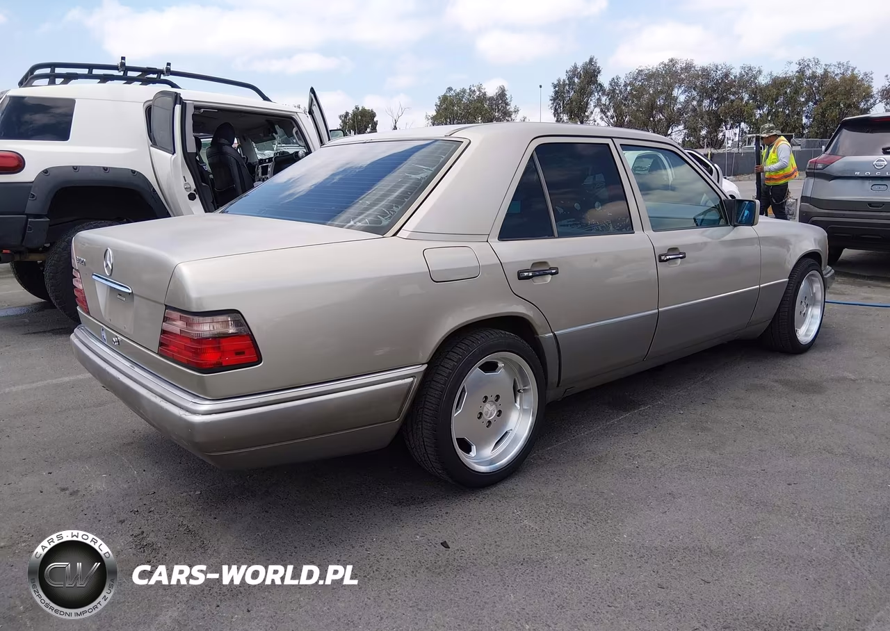 1994 Mercedes-Benz E 420 VIN:WDBEA34EXRC118786 - 4