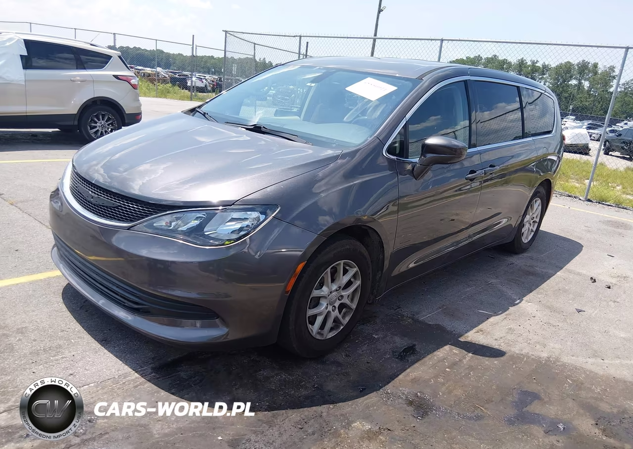 2017 Chrysler Pacifica Touring VIN:2C4RC1DG4HR512986 - 2