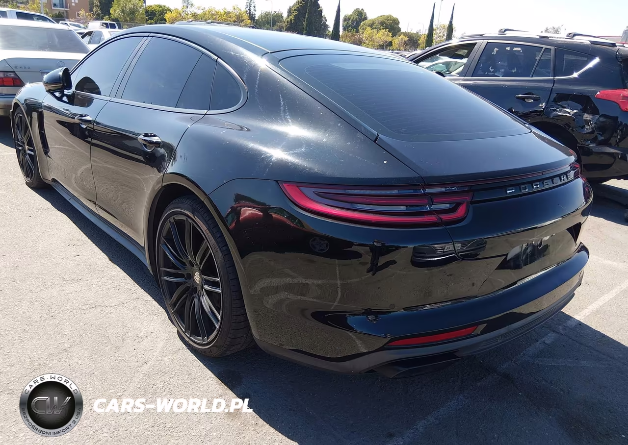 2018 Porsche Panamera 4 VIN:WP0AA2A74JL104032 - 3