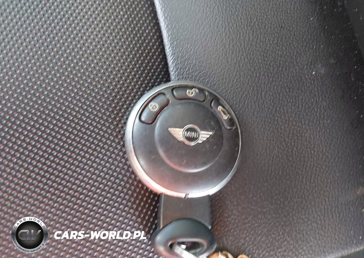 2015 Mini Paceman Cooper S VIN:WMWSS5C55FWS99818 - 11