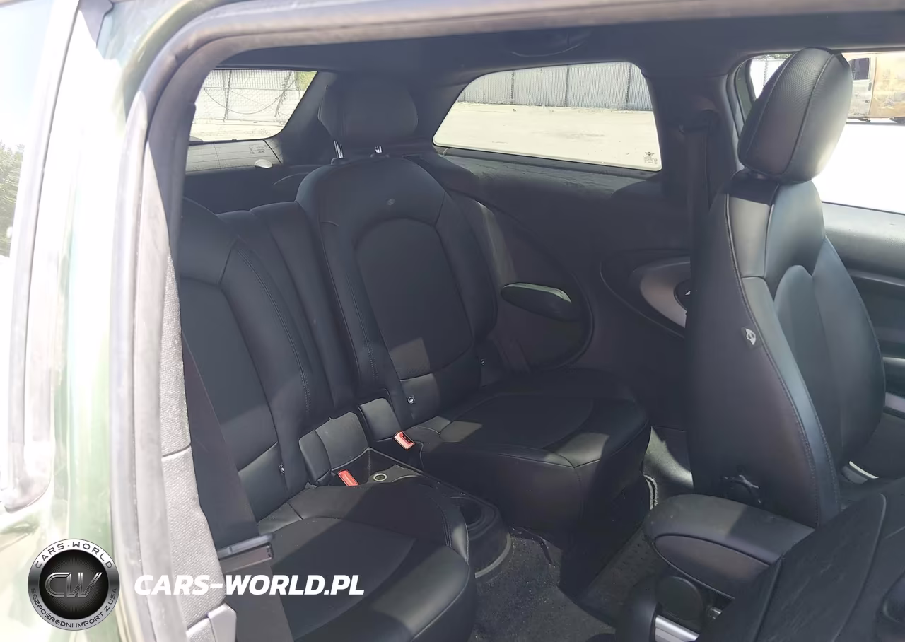 2015 Mini Paceman Cooper S VIN:WMWSS5C55FWS99818 - 8