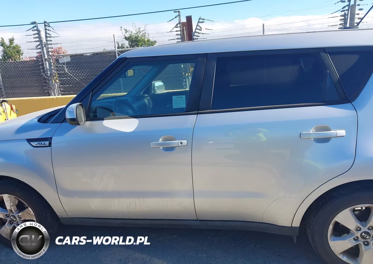 2019 Kia Soul VIN:KNDJN2A24K7020165 - 14