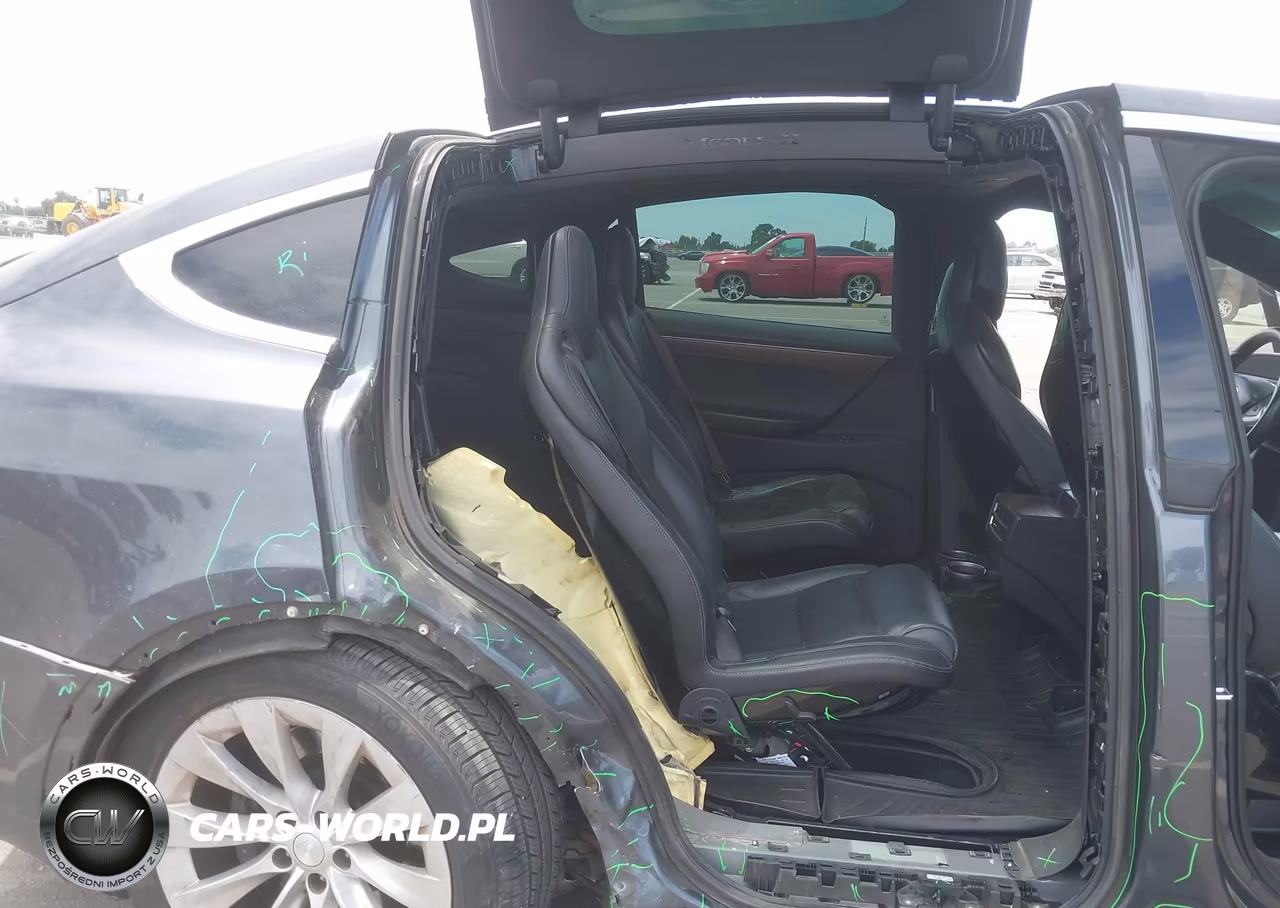 2016 Tesla Model X 60D-70D-75D-90D-P100D VIN:5YJXCBE27GF015392 - 8