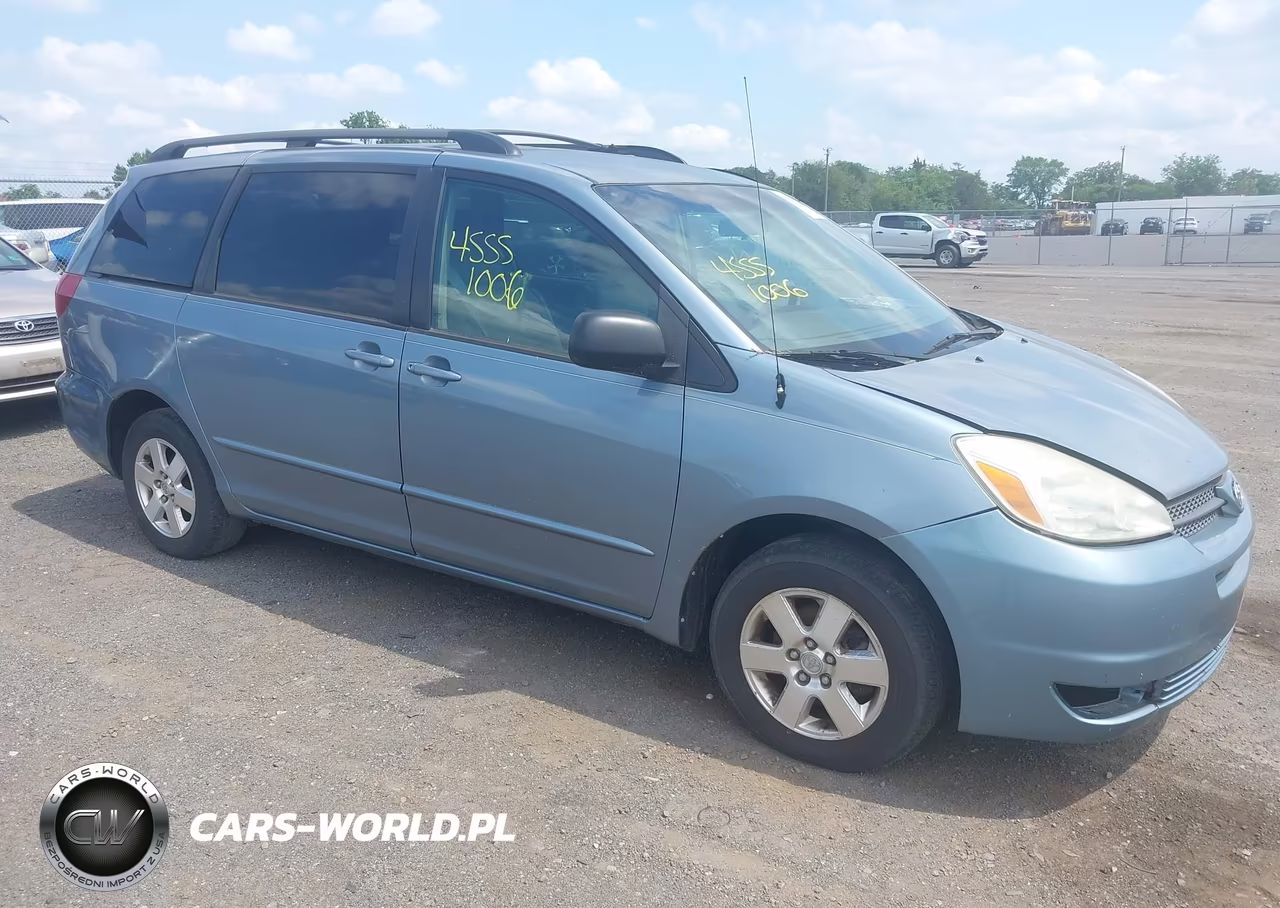2004 Toyota Sienna Le