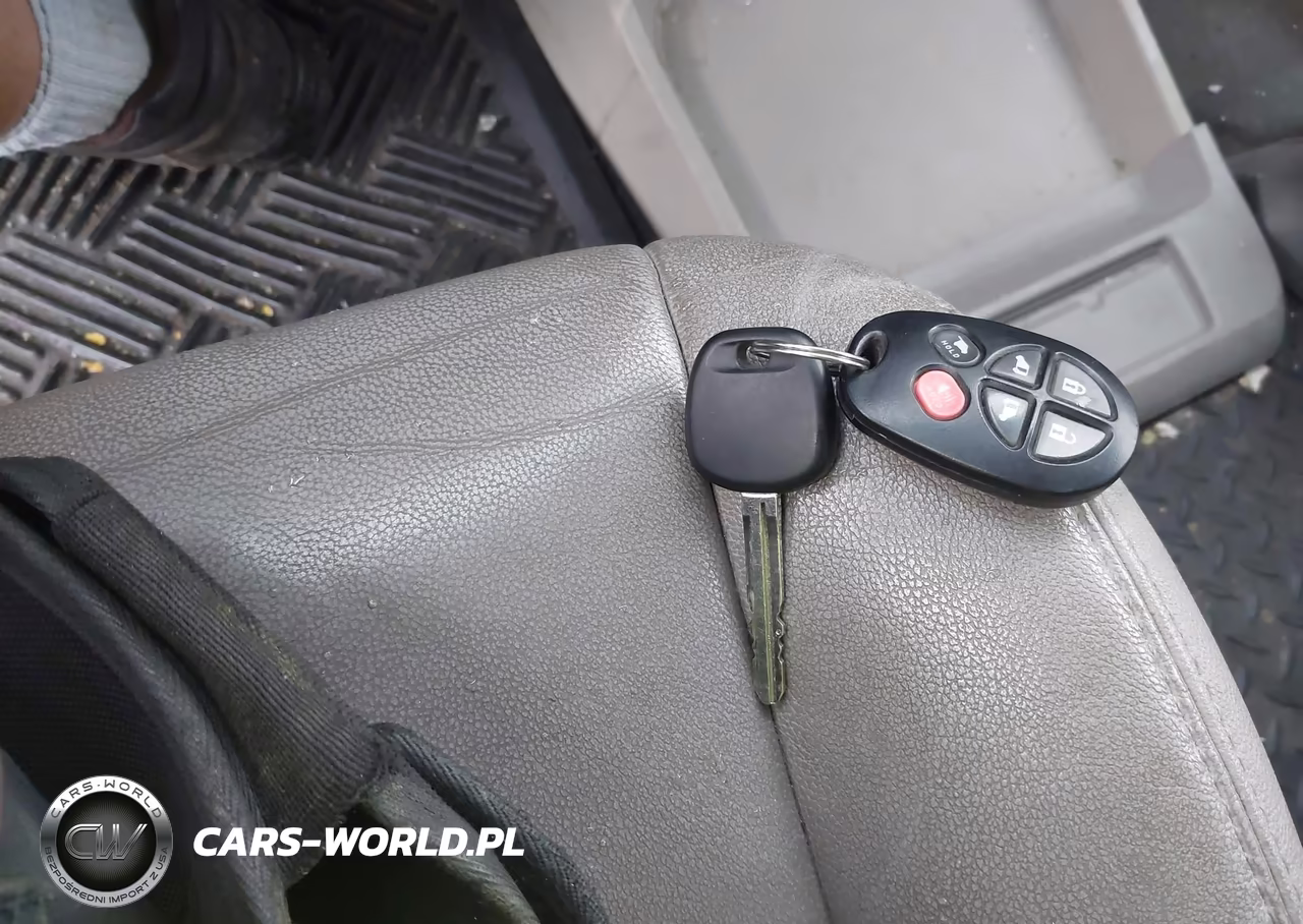 2020 Toyota Sienna L VIN:5TDZZ3DC5LS032981 - 11