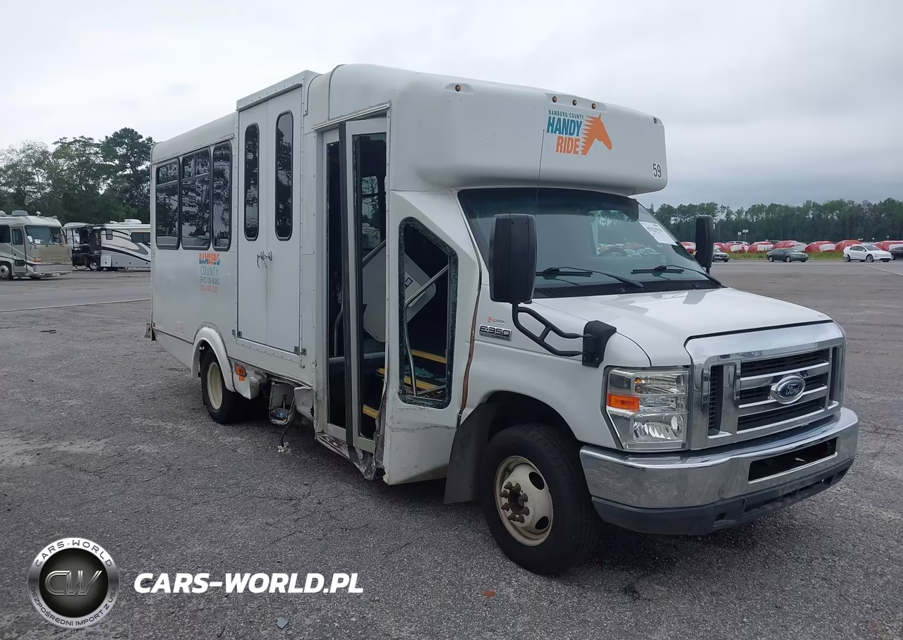 2019 Ford E-350 Cutaway