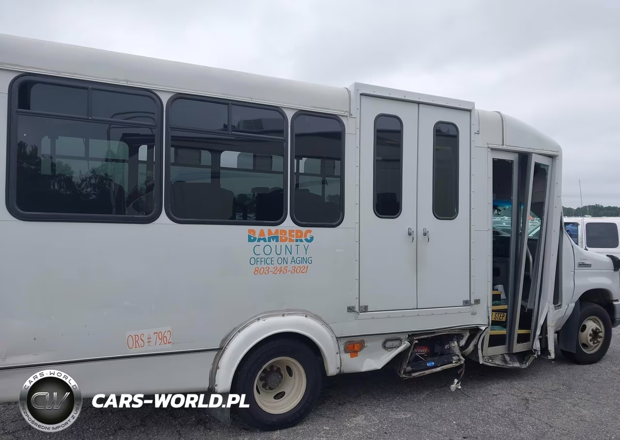2019 Ford E-350 Cutaway VIN:1FDEE3FS9KDC00951 - 13
