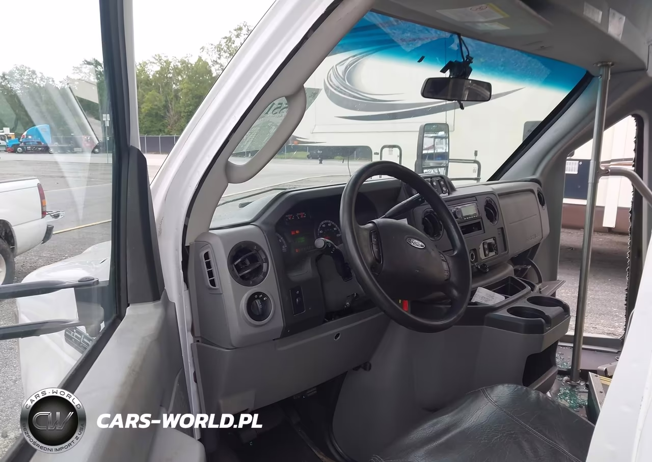 2019 Ford E-350 Cutaway VIN:1FDEE3FS9KDC00951 - 6