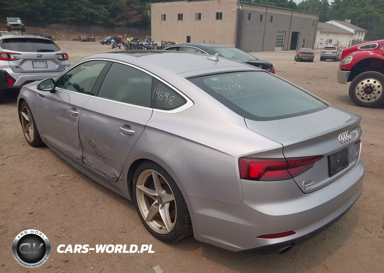2018 Audi A5 2.0T Premium VIN:WAUFNCF54JA028781 - 3