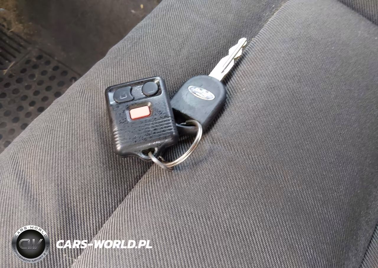 2002 Ford Explorer Sport Trac VIN:1FMZU67E92UB44931 - 11